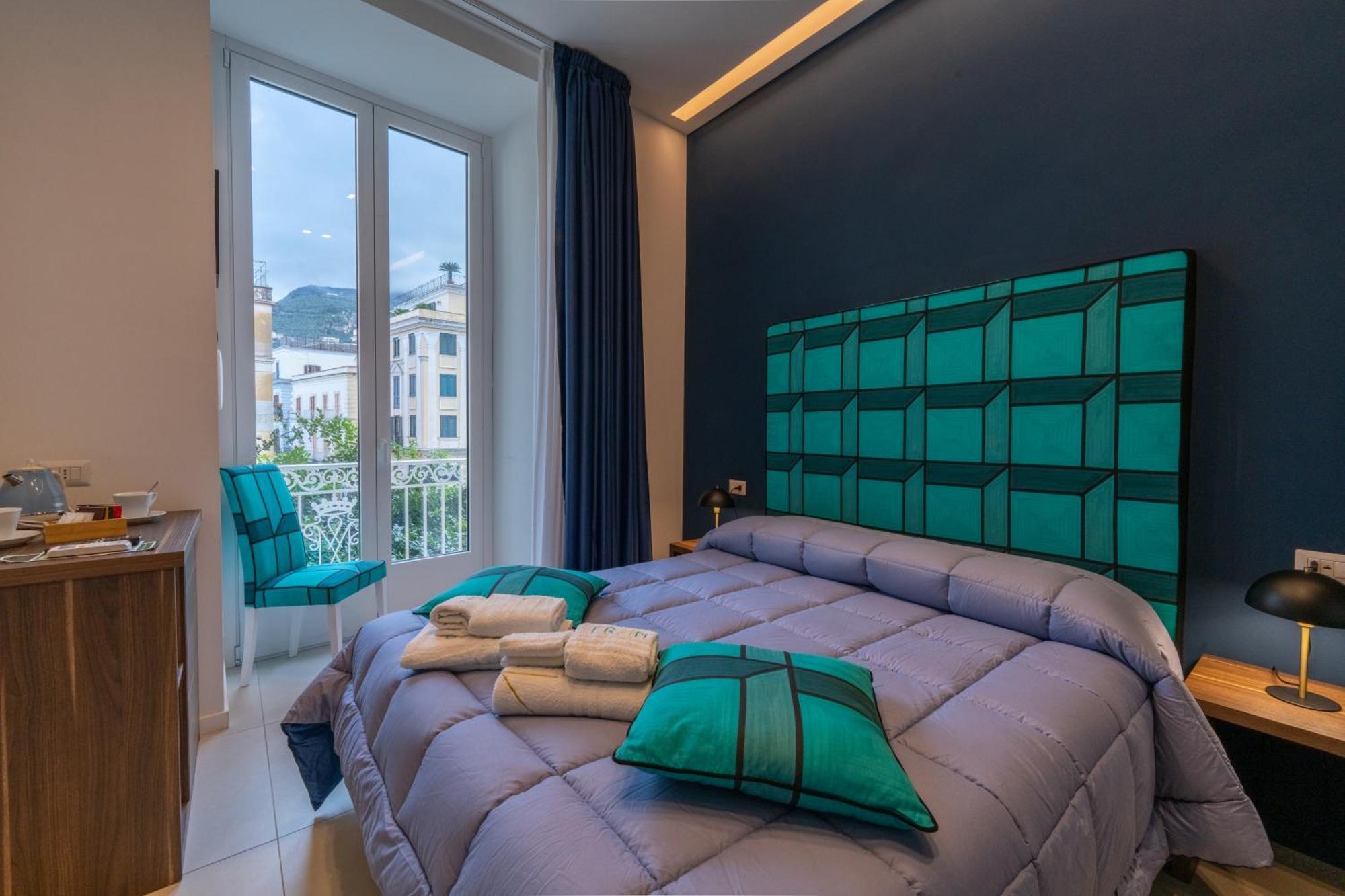 Fran City Suite Вико Екуензе Екстериор снимка