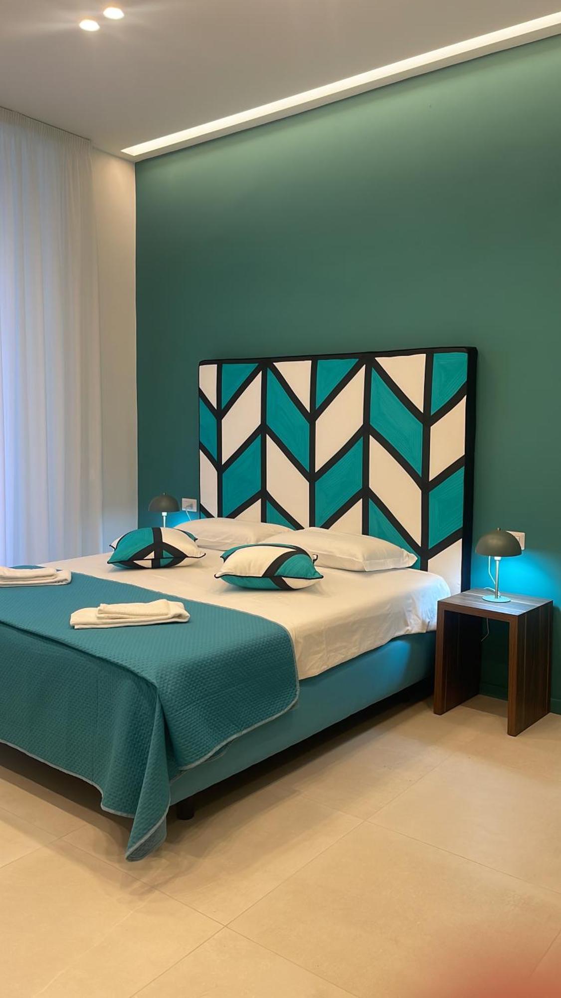Fran City Suite Вико Екуензе Екстериор снимка